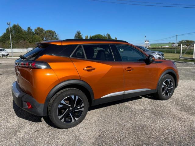 Peugeot 2008 image 6