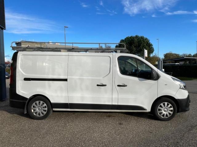 Renault Trafic image 3