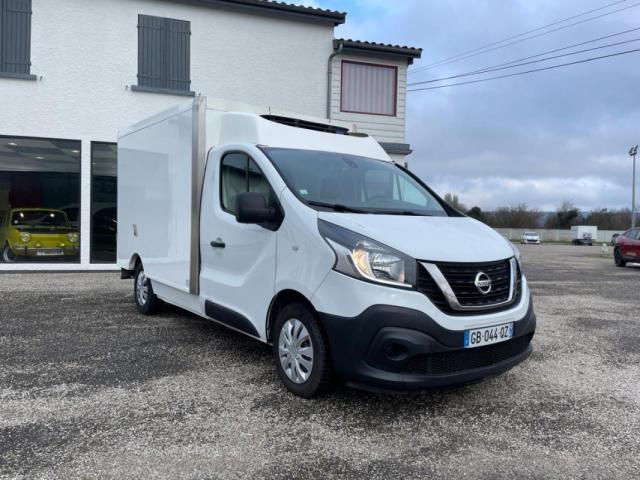 Nissan Nv300 image 6