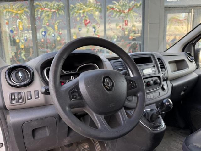 Renault Trafic image 7