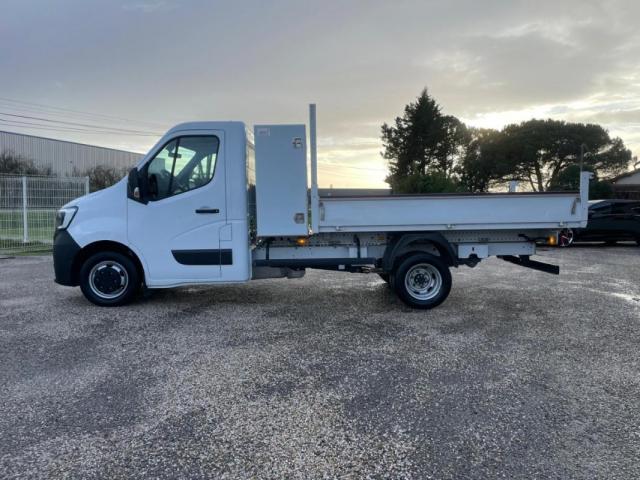 Renault Master image 1