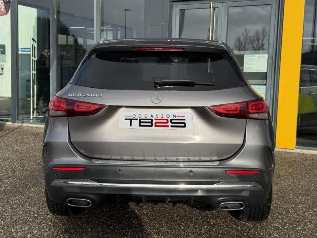 Mercedes Benz Gla image 1