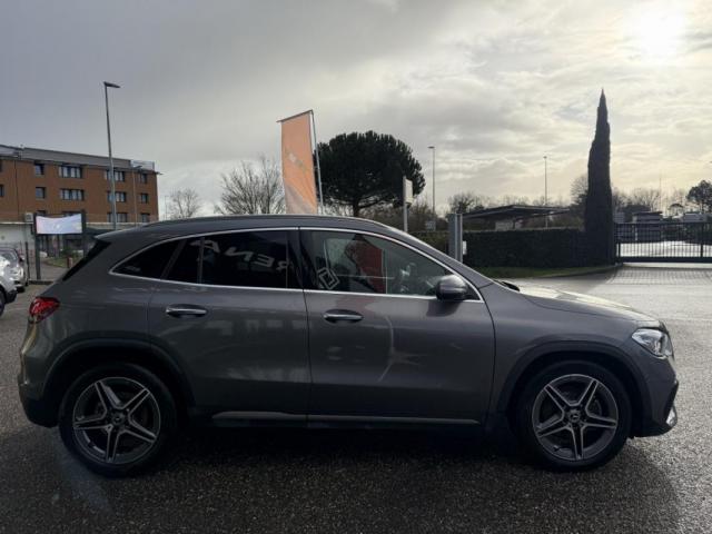 Mercedes Benz Gla image 9
