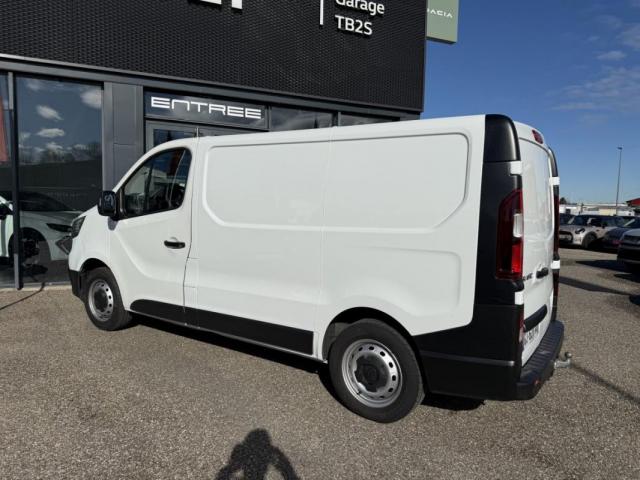 Renault Trafic image 2