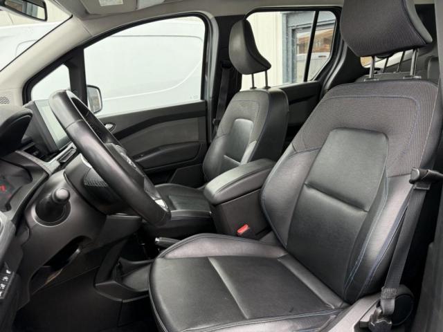 Nissan Townstar Combi image 4