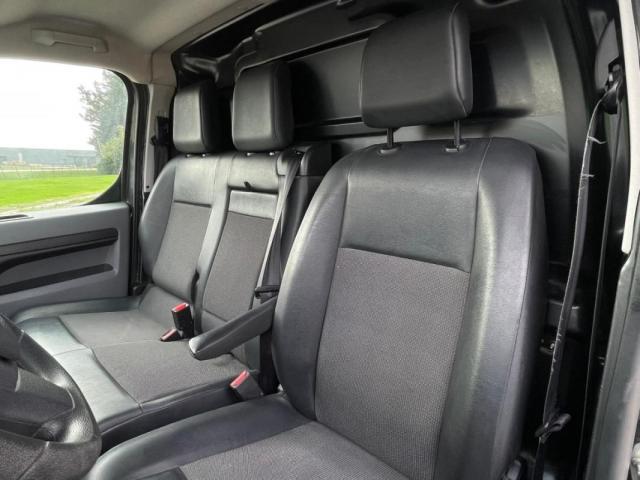 Citroen Jumpy image 1