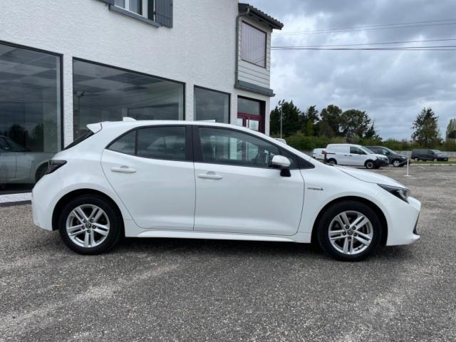 Toyota Corolla image 9