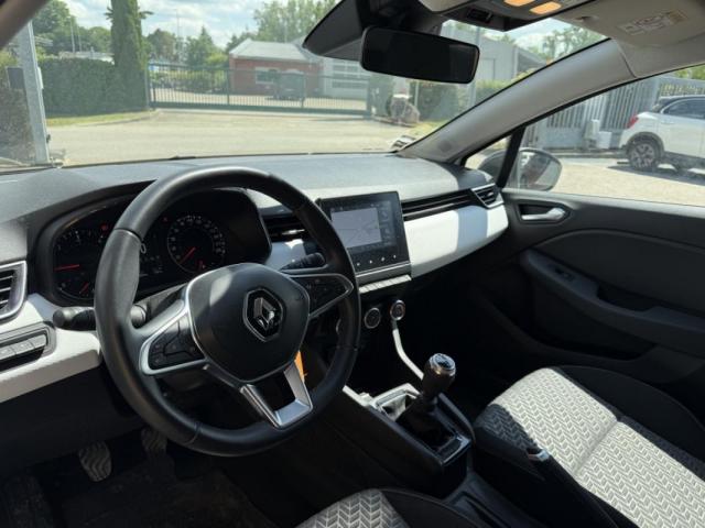 Renault Clio image 8