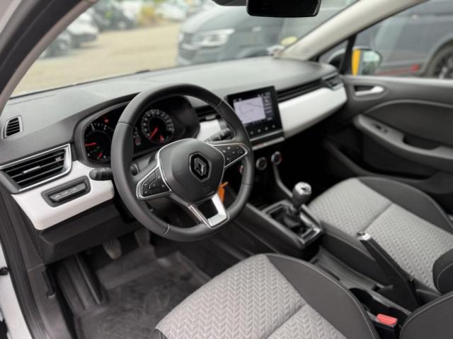 Renault Clio image 1