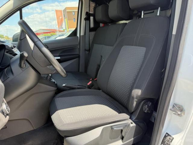 Ford Transit Connect image 1