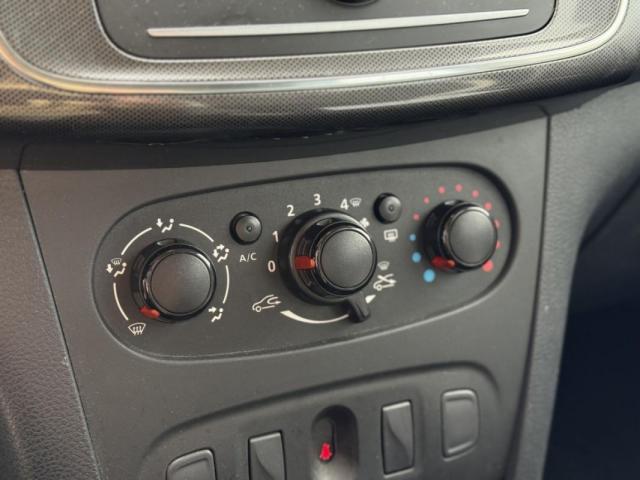 Dacia Sandero Ii image 2