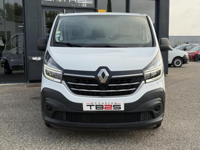 Renault Trafic image 9