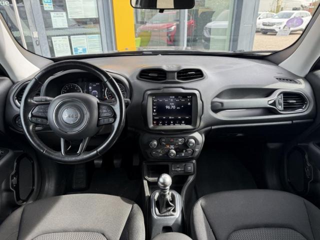 Jeep Renegade image 5