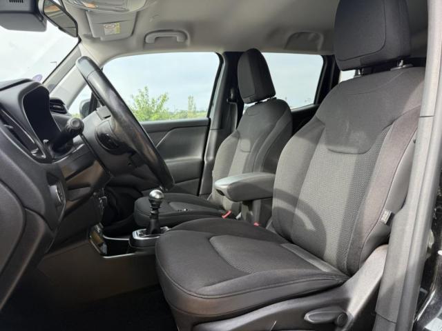 Jeep Renegade image 7