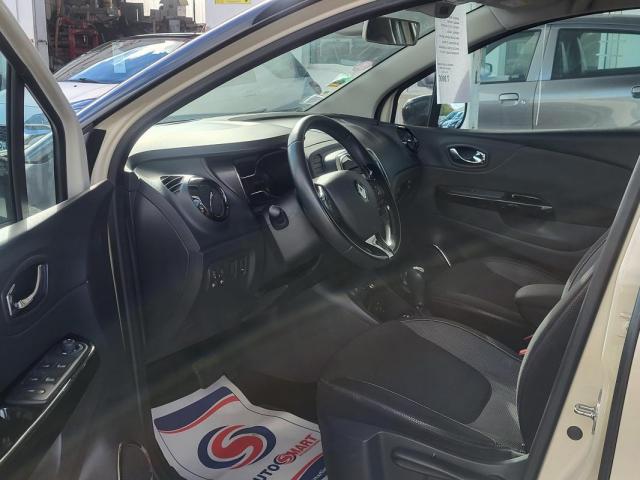 Renault Captur image 1