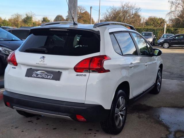 Peugeot 2008 image 9