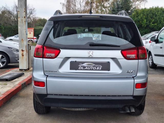 Peugeot 4007 image 4