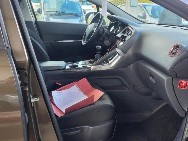 Peugeot 3008 image 7