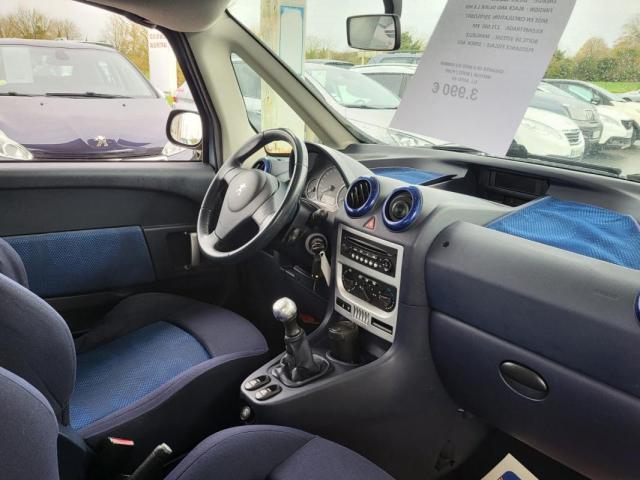 Peugeot 1007 image 3