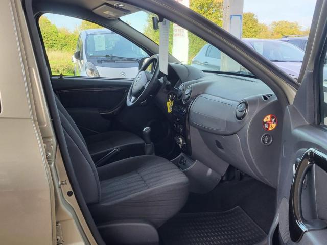 Dacia Duster image 1