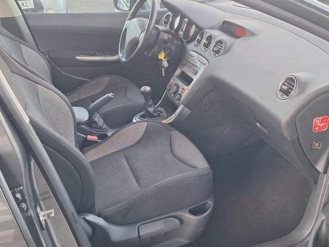 Peugeot 308 image 8
