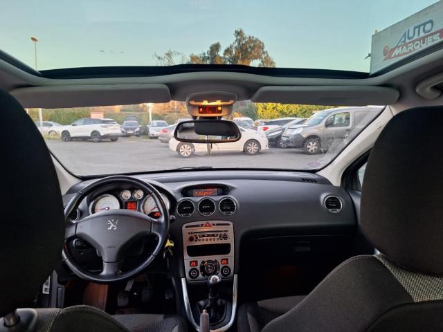 Peugeot 308 image 2