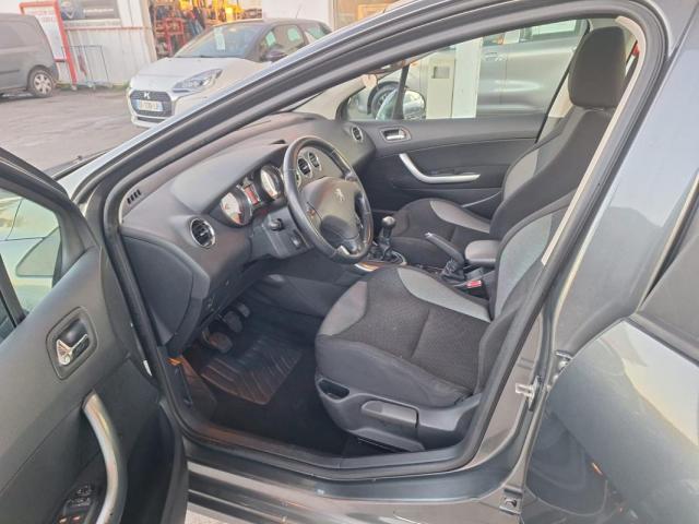 Peugeot 308 image 5
