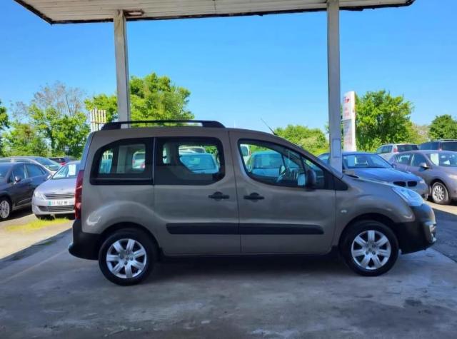 Peugeot Partner Tepee image 8