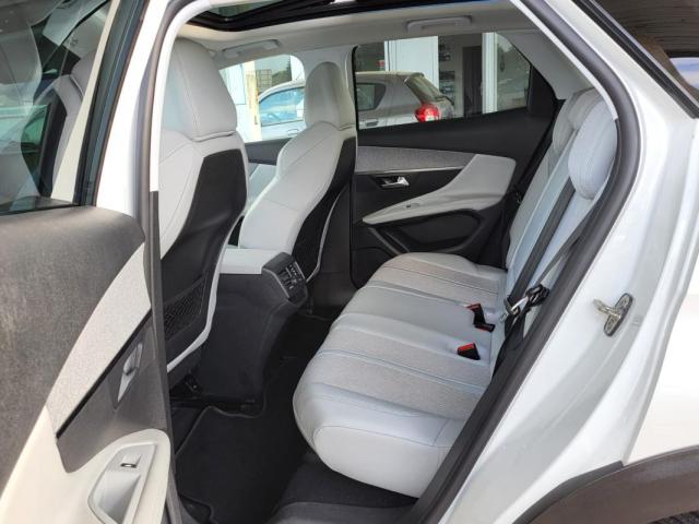Peugeot 3008 image 9
