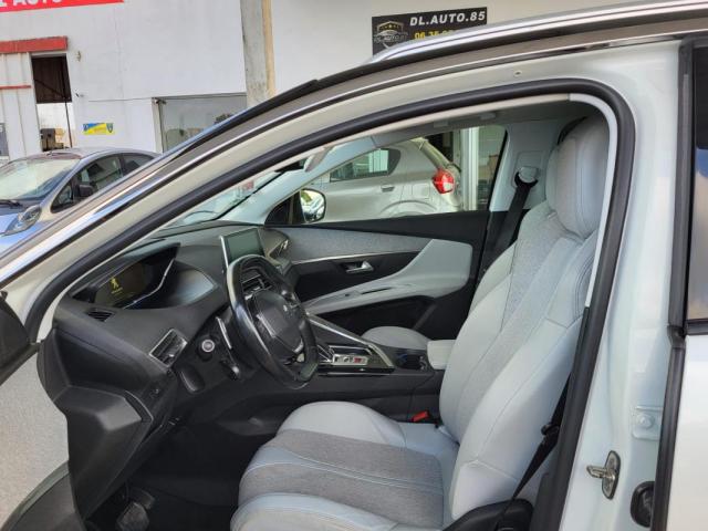 Peugeot 3008 image 6