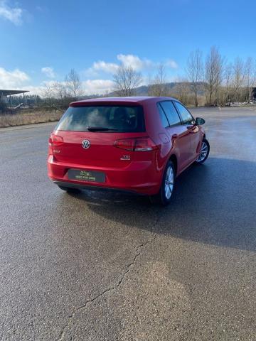 Volkswagen Golf image 8