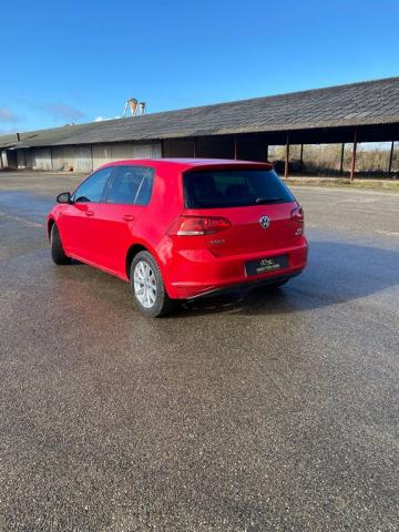 Volkswagen Golf image 5