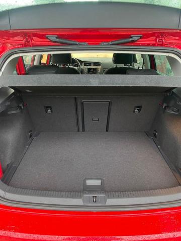 Volkswagen Golf image 9