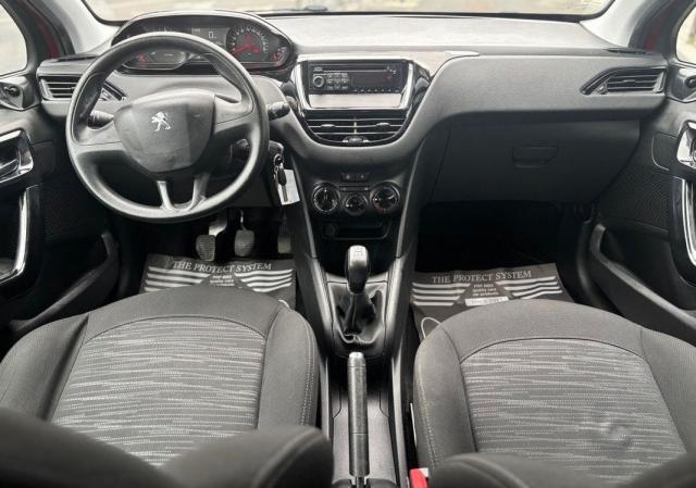 Peugeot 208 image 4