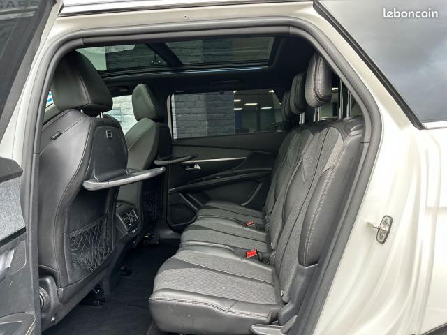 Peugeot 5008 image 3