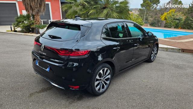 Renault Megane image 1