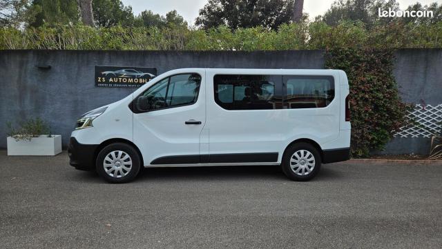 Renault Trafic image 1