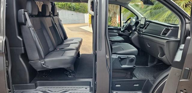 Ford Custom image 3