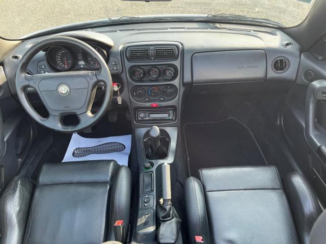 Alfa Romeo Spider image 3