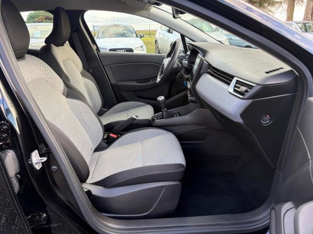 Renault Clio image 6