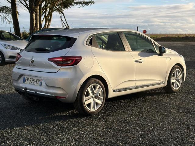 Renault Clio image 9