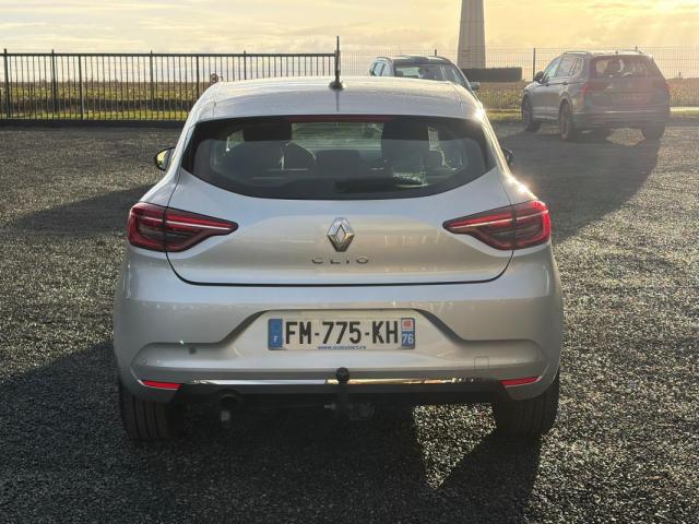 Renault Clio image 1