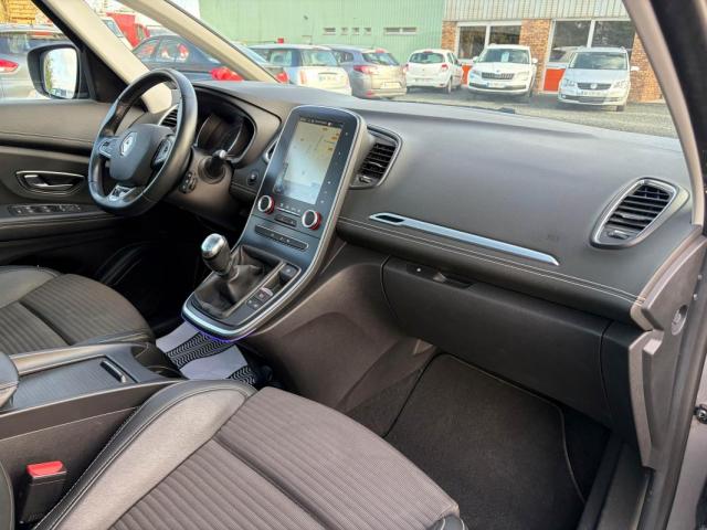 Renault Grand Scénic image 7