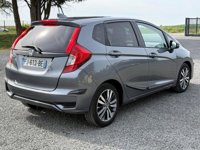 Honda Jazz image 3