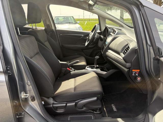 Honda Jazz image 8