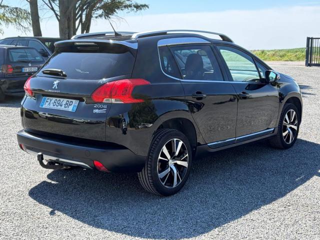Peugeot 2008 image 2