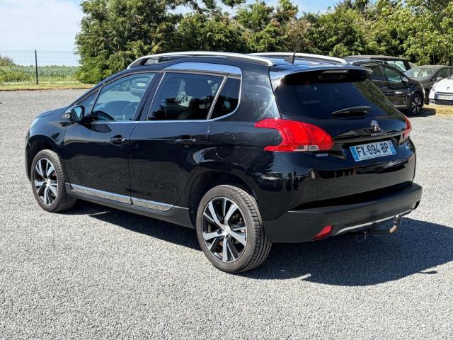Peugeot 2008 image 4