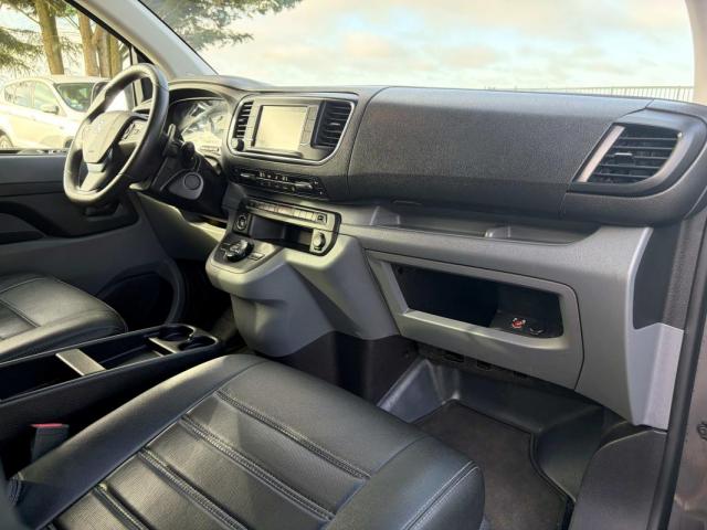 Peugeot Expert image 1