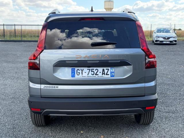 Dacia Jogger image 1