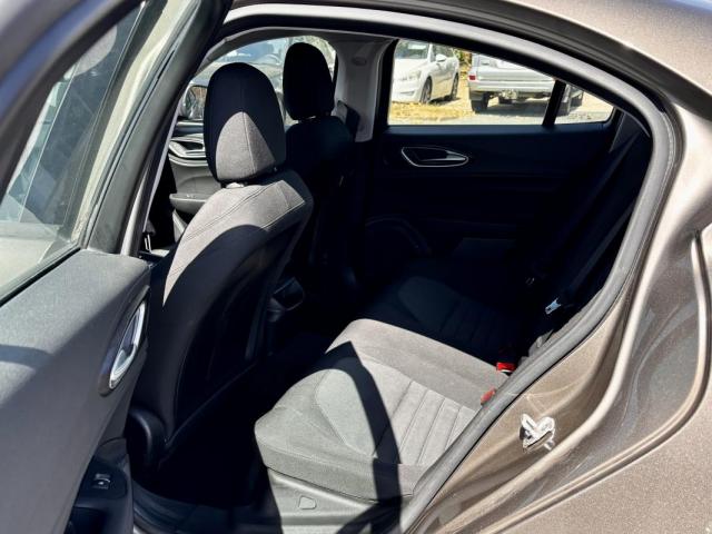 Alfa Romeo Giulia image 9